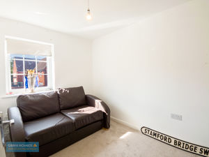 Bedroom- click for photo gallery